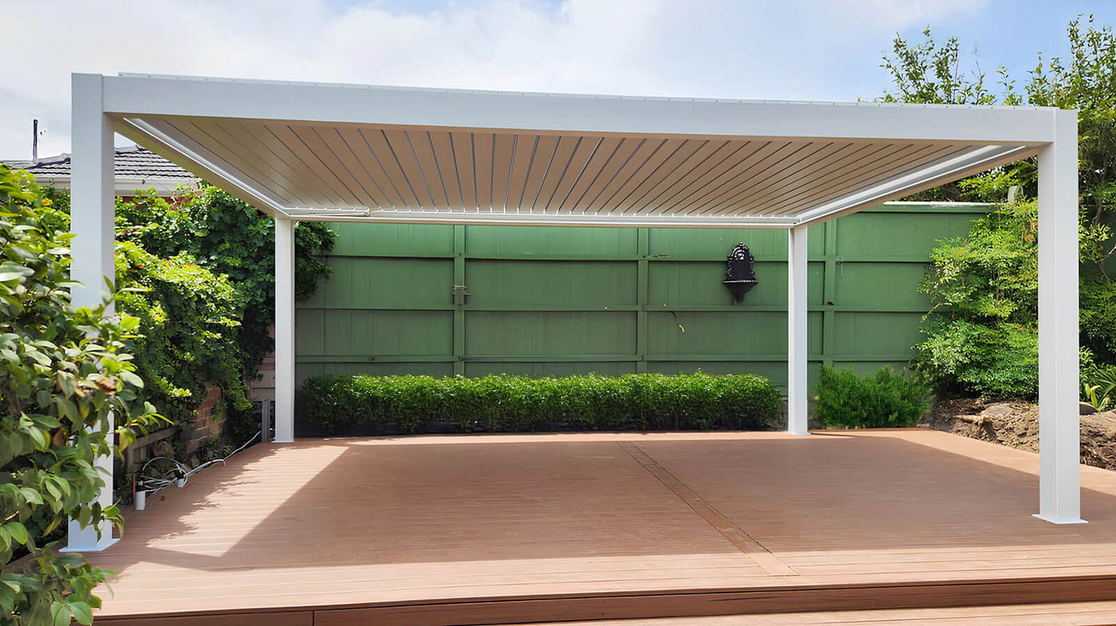How Much Is Composite Decking Per m² in Australia? | PureSolid Decking