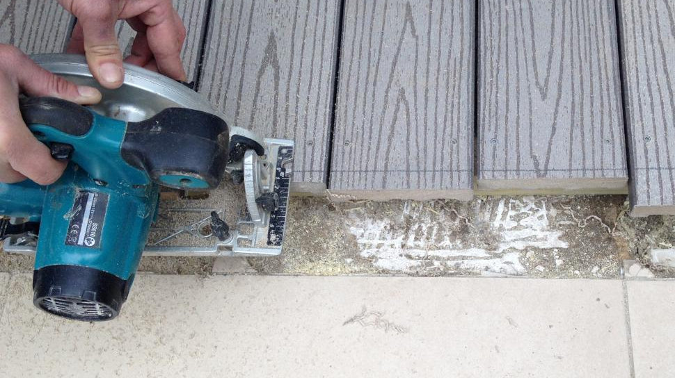 How to Cut Composite Decking: A Step-by-Step Guide for Homeowners