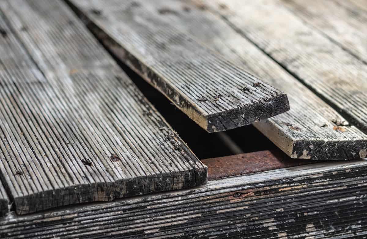 How to Know When Your Timber Deck Needs Replacing
