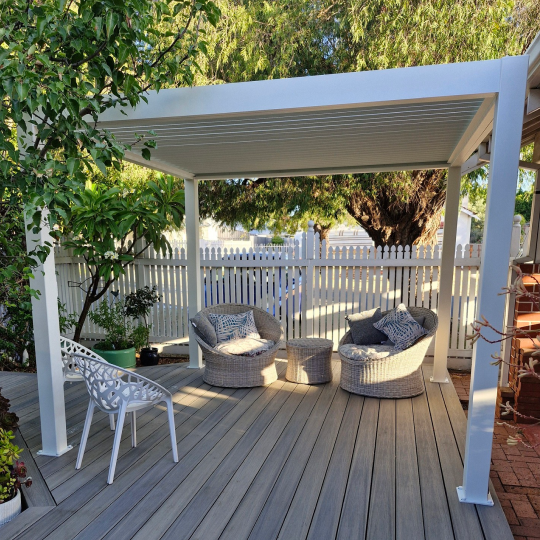 Front Porch Pergola Ideas | Modern Entrance Design Guide – PureSolid